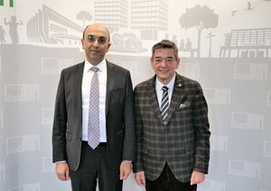 Bürgermeister Werner Arndt (r.) begrüß;te Generalkonsul Arif Hakan Yeter in Marl. Foto: Stadt Marl / Pressestelle