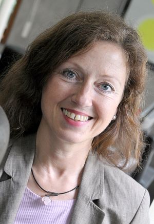 Porträtfoto von Schuldezernentin Dr. Barbara Duka