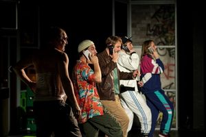 Szene aus der Komödie „Ladies' Night“. Foto: RLT