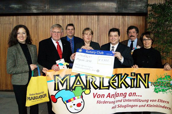 Gruppenbild Spende Marler Kinder_Netz