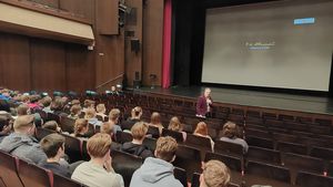 Schülerinnen und Schüler nahmen an einem Filmseminar zur nationalsozialistischen Kriegspropaganda teil. Foto: privat / ASGSG