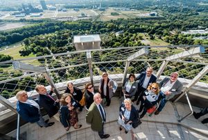 Foto von der Bewertungskommission auf dem Dortmunder Fernsehturm