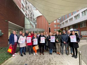 Ein klares Zeichen für gerechte Bezahlung. Foto: Maresa Kallmeier.