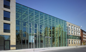 Das Gebäude der Bezirksregierung am domplatz in Münster.